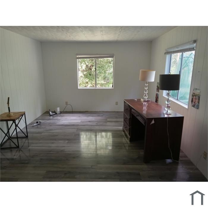 1111 Pine Flat Rd